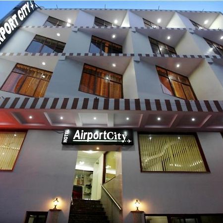 Hotel Airport City Near Delhi International Airport Nuova Delhi Esterno foto