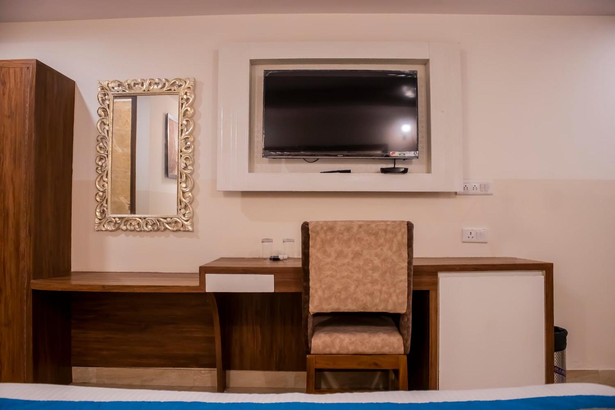 Hotel Airport City Near Delhi International Airport Nuova Delhi Esterno foto