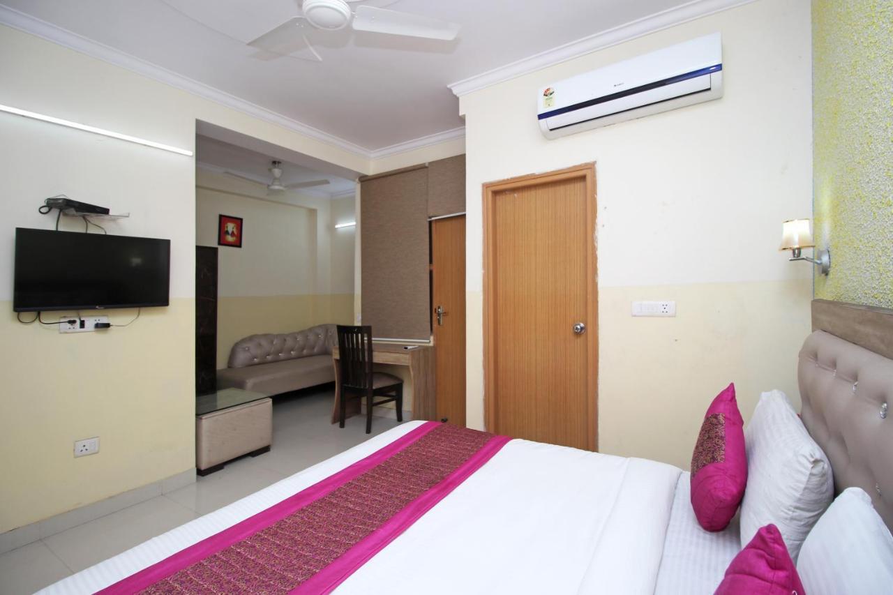 Hotel Airport City Near Delhi International Airport Nuova Delhi Esterno foto
