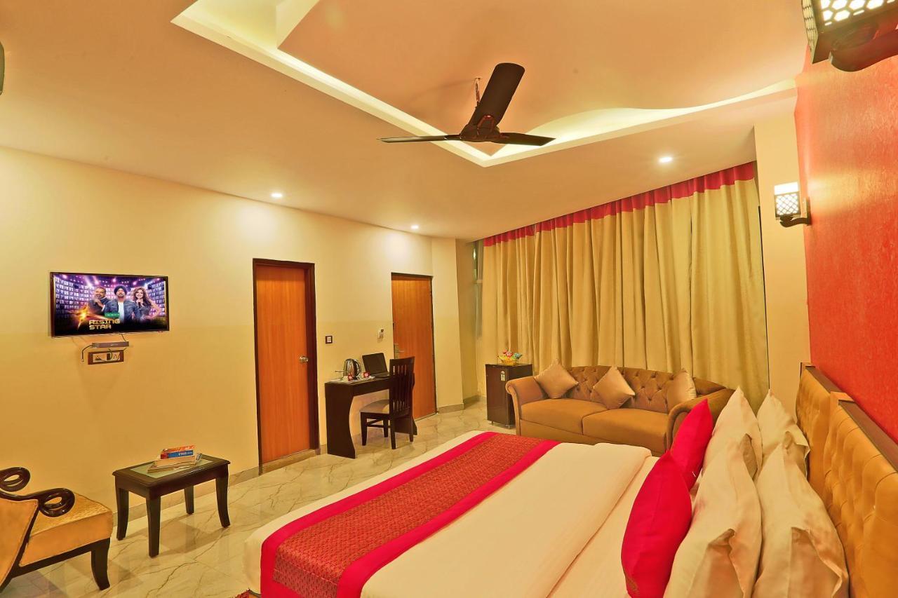 Hotel Airport City Near Delhi International Airport Nuova Delhi Esterno foto